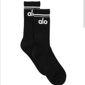 Alo yoga throwback socks
